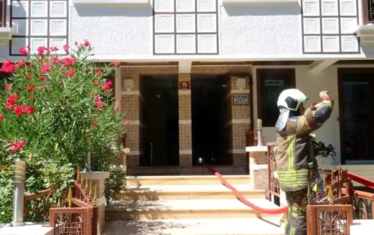 Çankaya'da Apartman Yangını