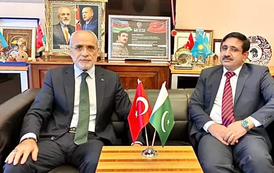 Pakistan Ankara Büyükelçiliği'nden Cumhurbaşkanı Başdanışmanı Topçu'ya ziyaret