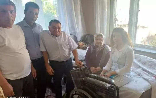 Engellilere Tekerlekli Sandalye Desteği