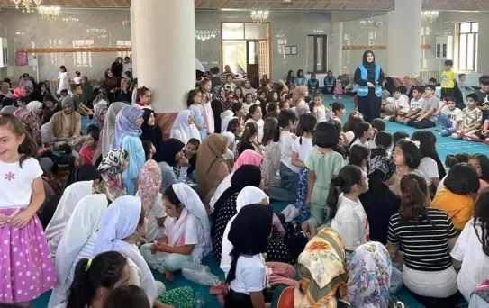 Erzincan'da Camii Çocuk Buluşması
