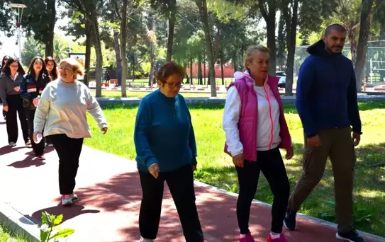 Ege Üniversitesi'nde 'Yaş Dostu Parkur' Projesi