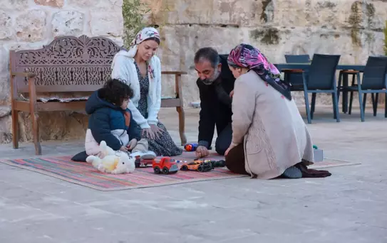 Yaren Güldiken: Pakize'nin Şaşırtıcı Sırrı
