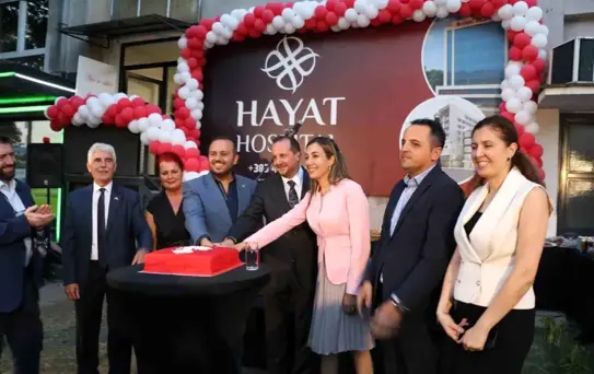 Hayat Hastanesi Kosova'da İrtibat Ofisi Açtı