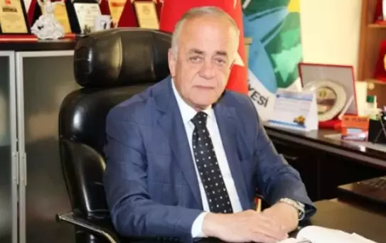 'Benim oğlumu işe almadın' deyip CHP'li eski başkana saldırdı