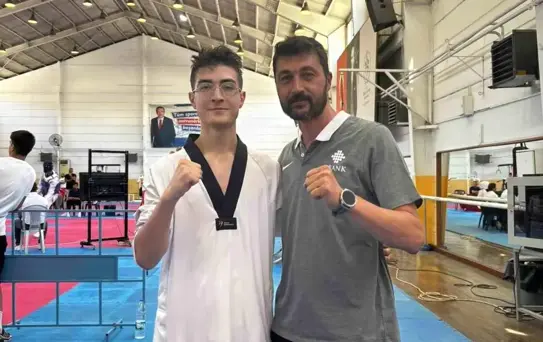 Mehmet Efe Avşar'ın Taekwondo Başarısı