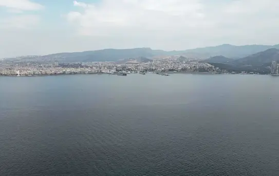 İzmir Körfezi'ndeki Kötü Koku Geri Döndü