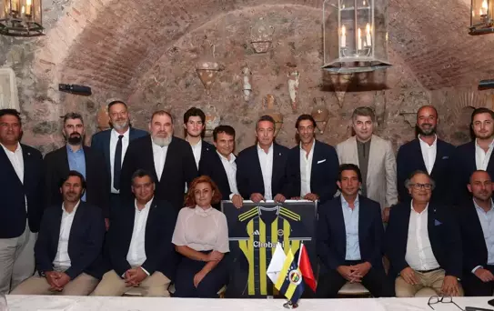 Fenerbahçe, Benfica ile Dostluk Yemeği Düzenledi