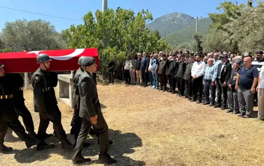 Kıbrıs Gazisi Mehmet Akif Aydemir son yolculuğuna uğurlandı