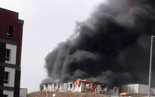 Osmaniye'de Konteyner Yangını