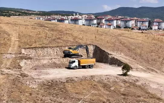 Akdağmadeni'nde TOKİ Konut İnşaatı Başladı