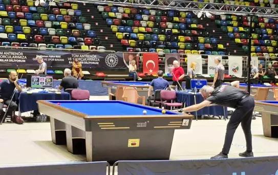Samsun'da 3 Bant Bilardo Şampiyonası Başladı