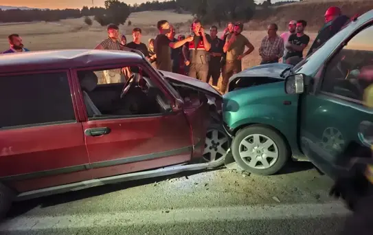 Kütahya'da trafik kazası! İki kişi hayatını kaybetti