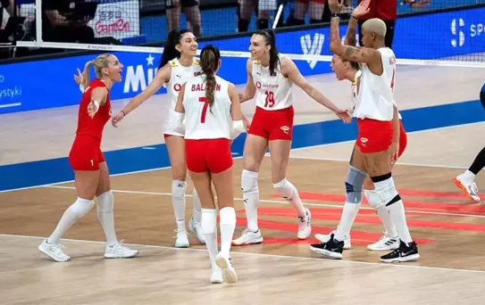 Türkiye, Voleybol Şampiyonası'na İspanya ile Başlıyor