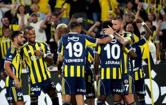 Fenerbahçe İlk Galibiyetini Aldı