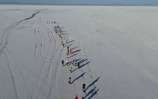 Tuz Gölü'nde Runfire Maratonu Başladı