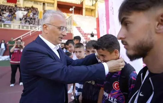 Gümüşhane'de 'Aile Yılı' Tek Yürek Futbol Turnuvası Tamamlandı