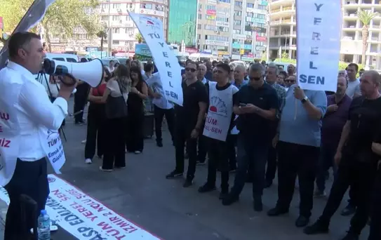 Konak Belediyesi'nde Memurlar İş Bıraktı