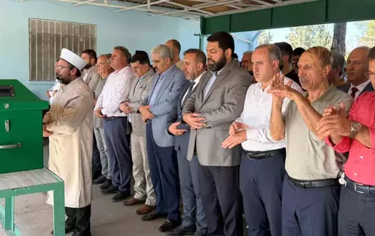 Erdemli'deki kaza: 17 yaşındaki Farah Diyarbakır'da defnedildi