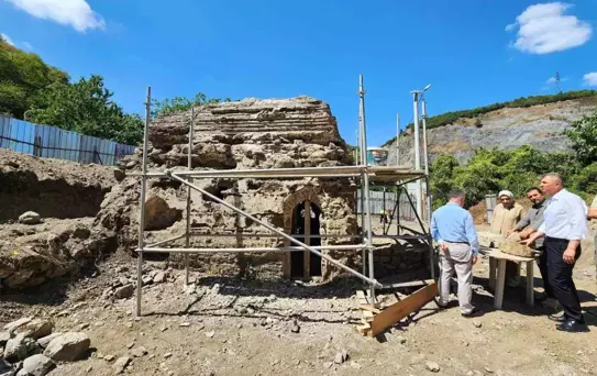 Gölcük'teki Tarihi Hamamın Restorasyonu Başladı