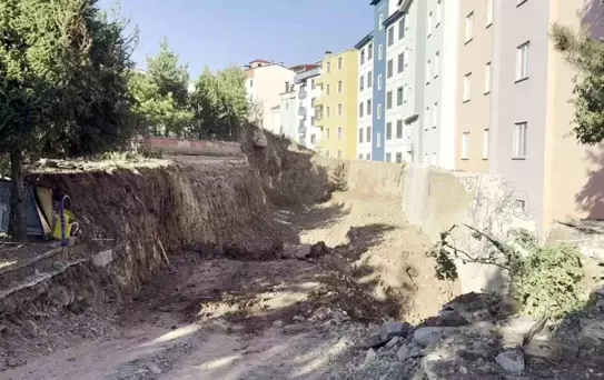 Erzurum'da Heyelan nedeniyle 70 Konut Boşaltıldı