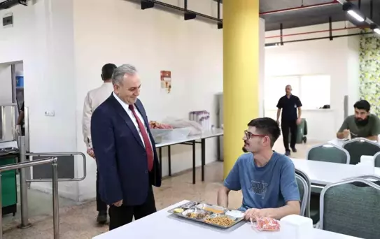 Rektör Altun Tıp Fakültesi Öğrencileriyle Buluştu