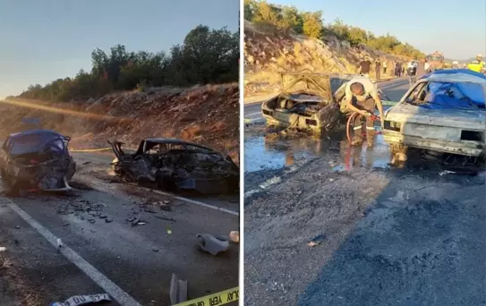 Araçlar bile tanınamaz hale geldi! 3 kişi yanarak hayatını kaybetti