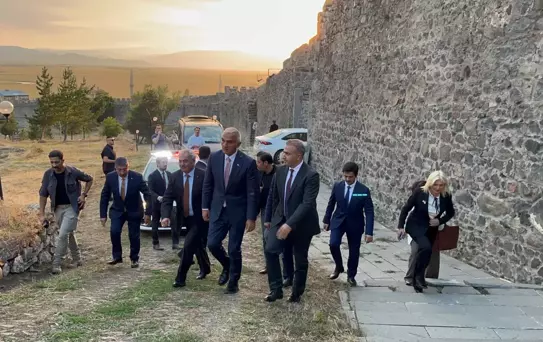 Ersoy'a Damal Bebek Hediyesi