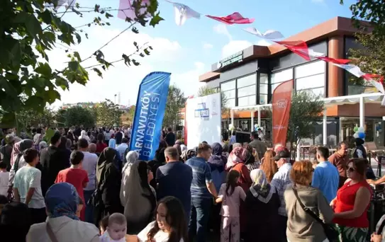 Arnavutköy'de Hadımköy Sosyal Tesisi hizmete açıldı