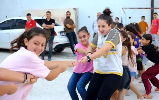 Defne Belediyesi'nden Çocuklar İçin Eğlenceli Şenlik