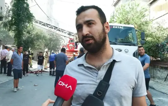 Avcılar'da Çatı Yangını 4 Bina Hasar Gördü