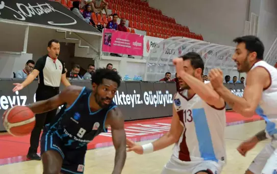 Ege Cup 2025'te Türk Telekom Şampiyon Oldu