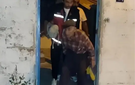 Yalnız yaşayan 85 yaşındaki adam huzurevine alındı