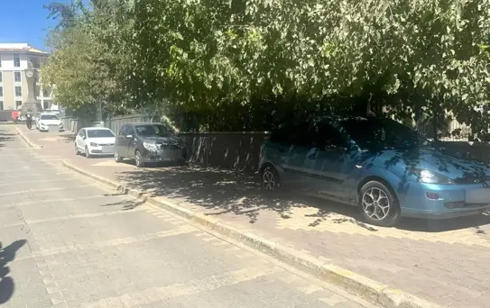 Adıyaman'da Kaldırım İşgali Tepki Çekiyor