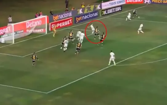 Galatasaray'ın kovar gibi yolladığı futbolcu ilk maçında topukla gol attı
