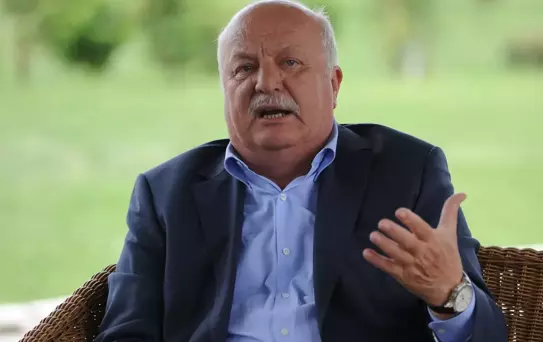 Trabzonspor'un eski başkanı Sadri Şener'den sert tepki: Tarlada patates toplasın