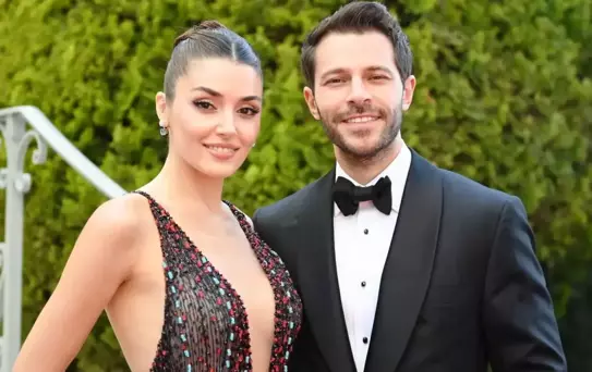 Hande Erçel'den ayrılık sonrası banyo pozu: Karın kasları dikkat çekti