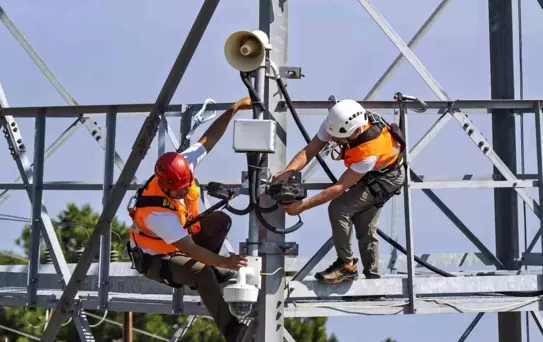 İzmir'de Afet Yönetimi İçin Telsiz Sistemi Güçlendirildi