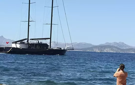 Bodrum'da 'Oğuz Khan' Yelkenlisi Suya İndirildi