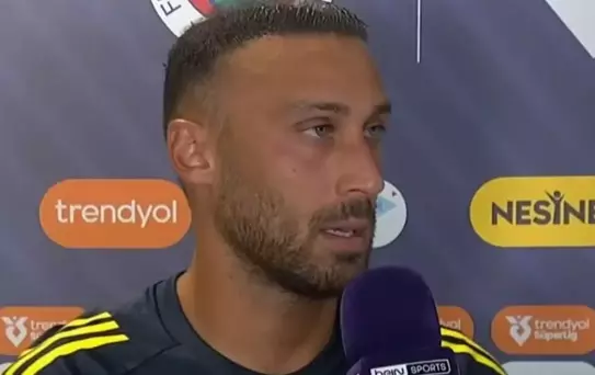 Cenk Tosun: Rakibe sordum, o bile 'elime çarptı' dedi