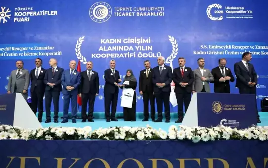 ERZAK, Yılın Kooperatifi Ödülünü Aldı