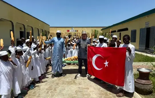 UKABDER gönüllülerinden Afrika'ya iyilik çıkartması