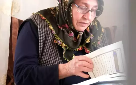 Yaşadığı mezrada ezan sesi duyan kadın: 'Sanki burada yeniden hayat başladı'