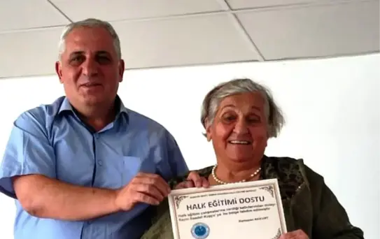 Akşehir Halk Eğitimi Merkezi'nden Halk Eğitimi Dostu Belgesi