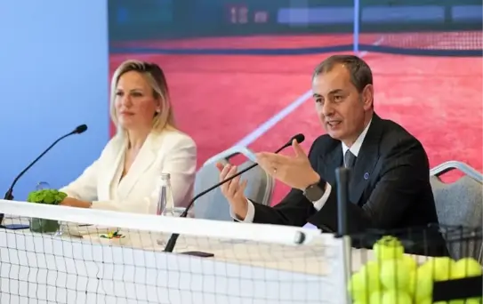 İş Bankası Tenis Şampiyonası'na Sponsor