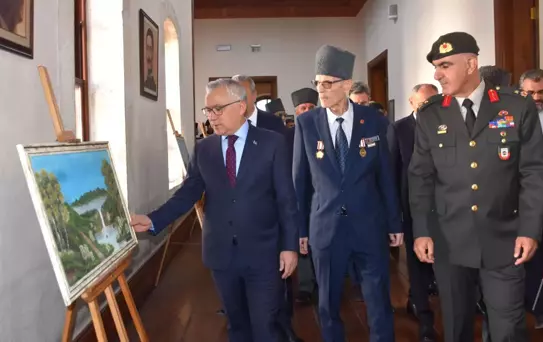 Kıbrıs Gazisi Bahri Şahin'in İlk Sergisi