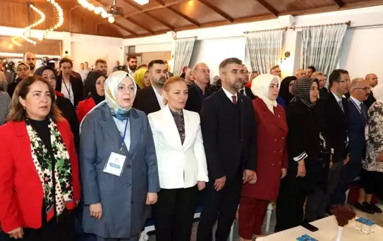 Erzurum'da Aile İçin Dijital Eğitim ve Psiko-Sosyal Destek Çalıştayı Düzenlendi
