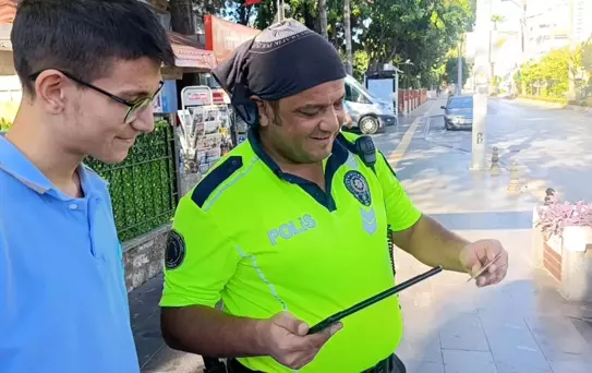 16 Yaşındaki Genç Motosiklet Ehliyetini Aldı
