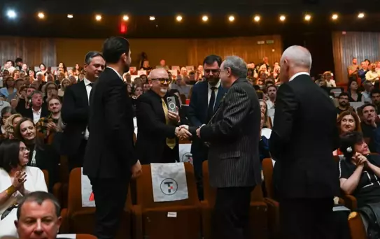 Kaplanoğlu'na Manaki Film Festivali'nde Ödül