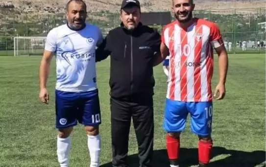 Kardeşler Rakip Oldu