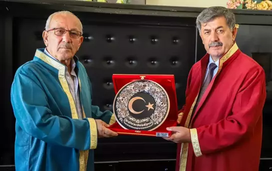 Erzincan'da Yılın Ustası Nuri İnci'ye Ahilik Ödülü